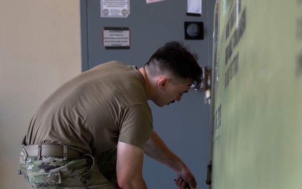 355th CMS: pods, pods, pods