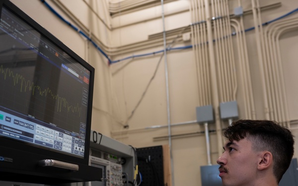 355th CMS: pods, pods, pods