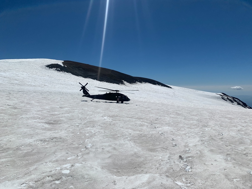 USAAAD-YTC conducts life-saving rescue on Mount Adams