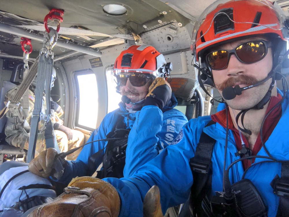 USAAAD-YTC conducts life-saving rescue on Mount Adams