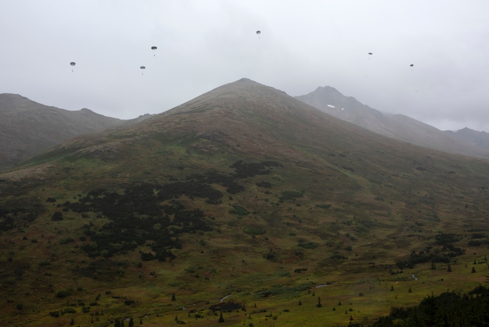 Air Force special warfare Airmen and Army aviators conduct airborne training in Alaska