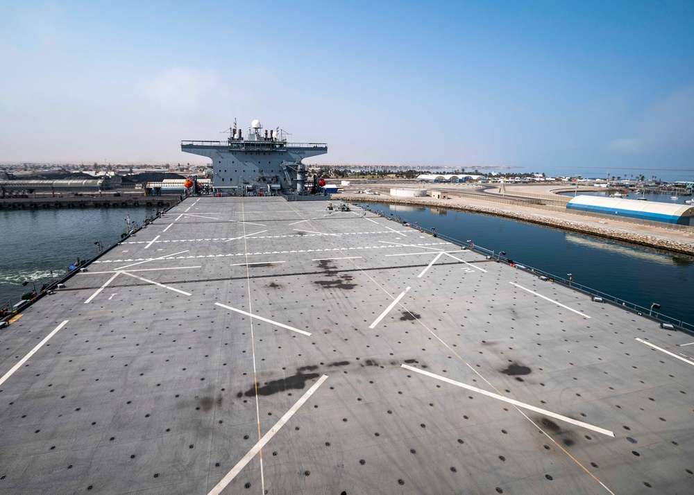 USS Hershel “Woody” Williams arrives in Namibia