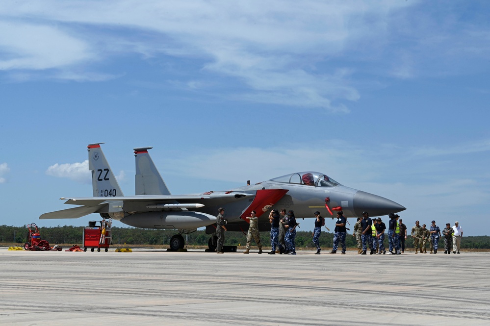 USAF engages with local RAAF Indigenous Youth Program