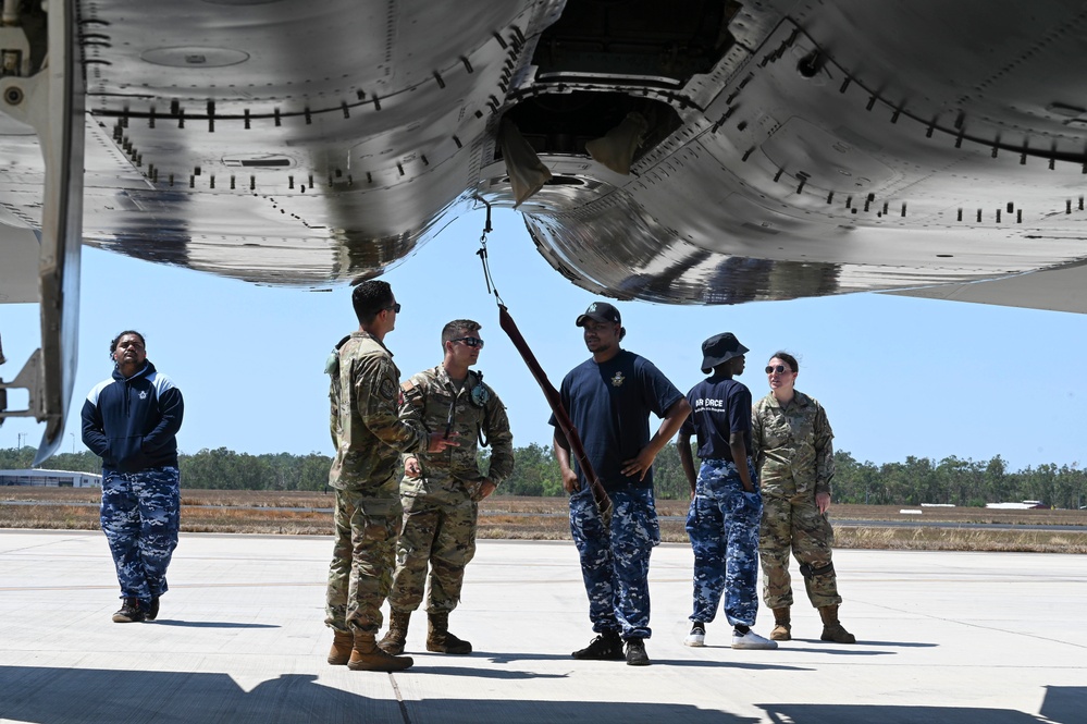 USAF engages with local RAAF Indigenous Youth Program