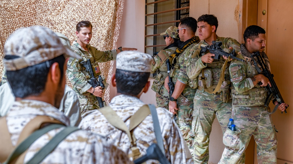 378th ESFS Defenders attend TFH Platoon Immersion with RSLF