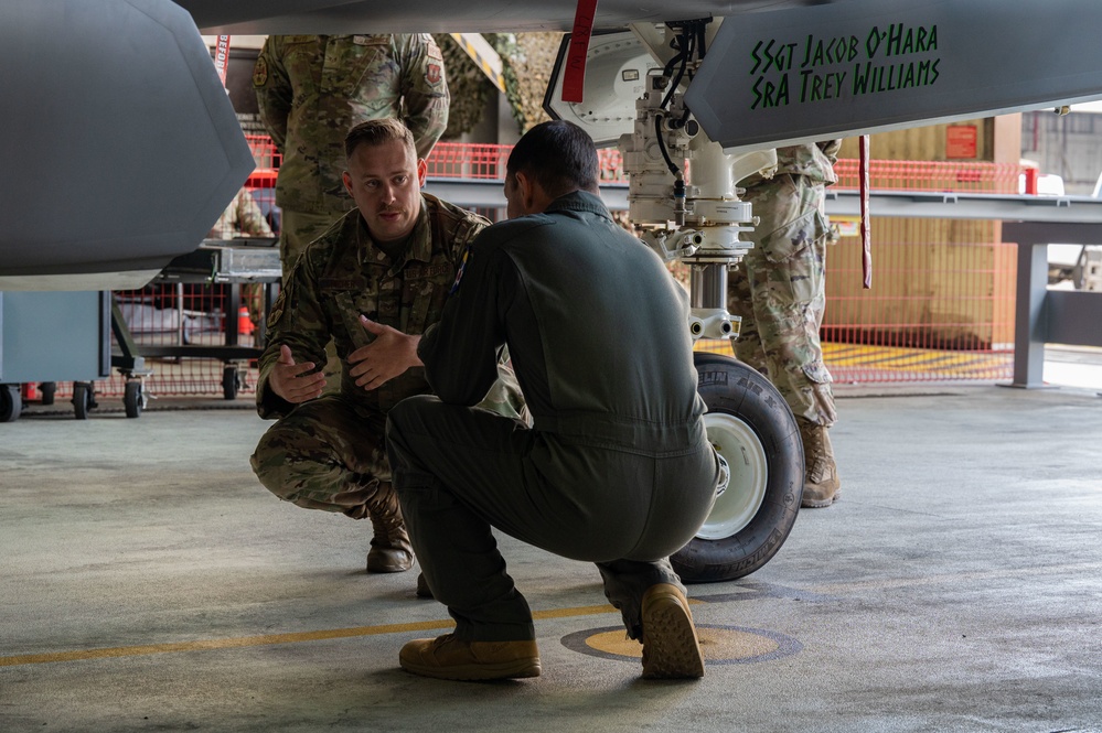 USAFE Deputy visits RAF Lakenheath