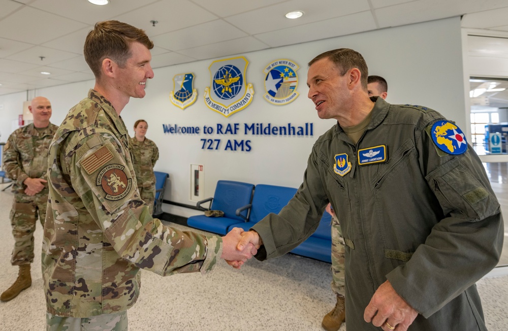 USAFE-AFAFRICA DCOM visits RAF Mildenhall