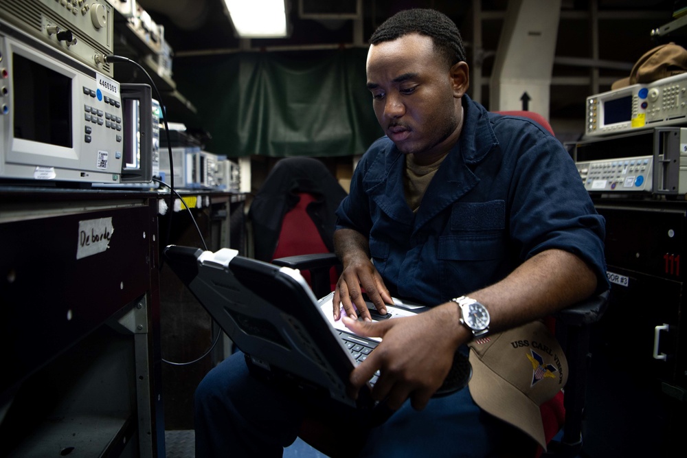 USS Carl Vinson (CVN 70) Calibration Lab