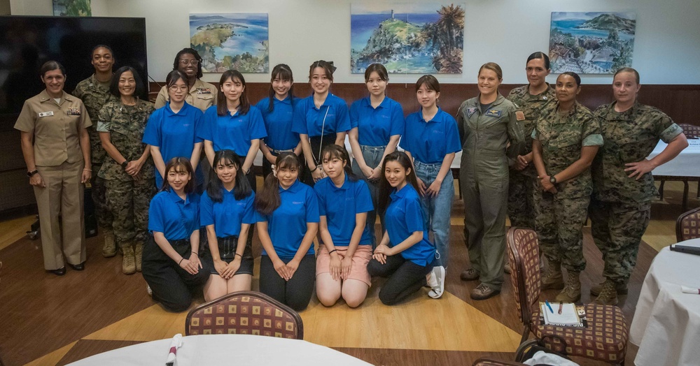 Japanese Students and US members participate in a women’s leadership panel in the US military