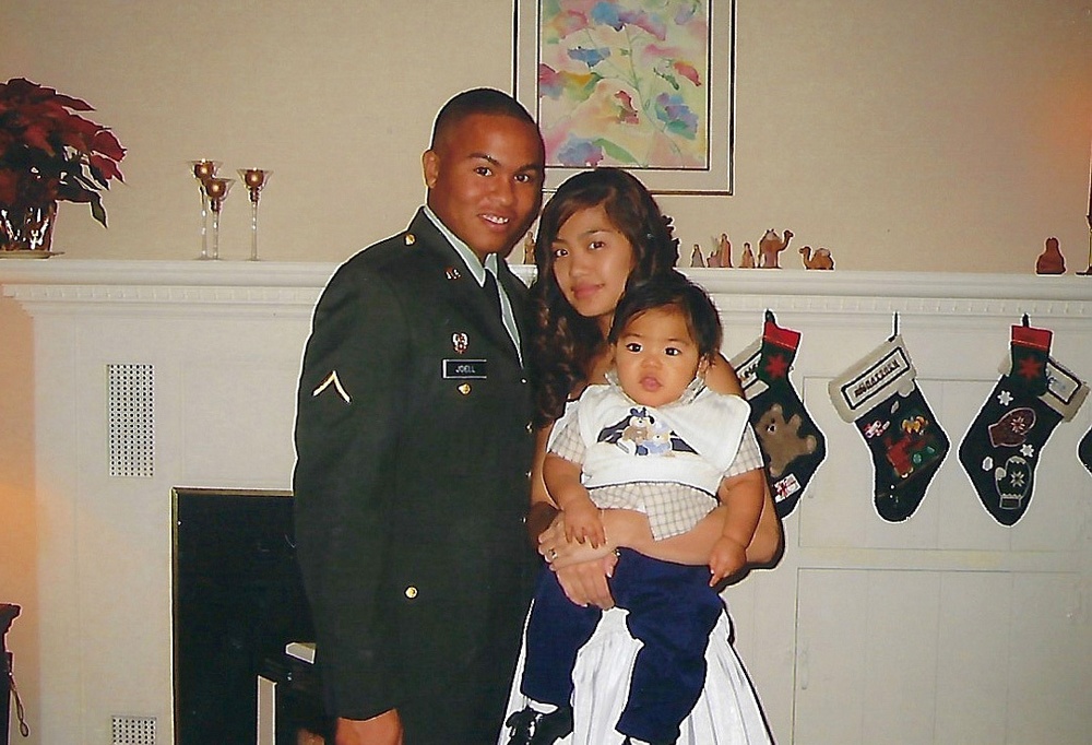 Full circle: Father enlists son at same Japan post where he joined Army