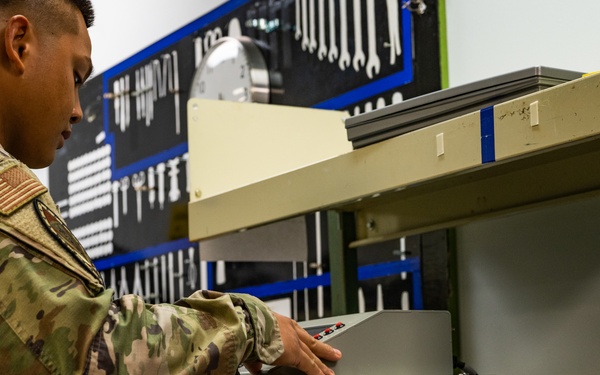 AFE Airmen support F-22 Raptors in DFE