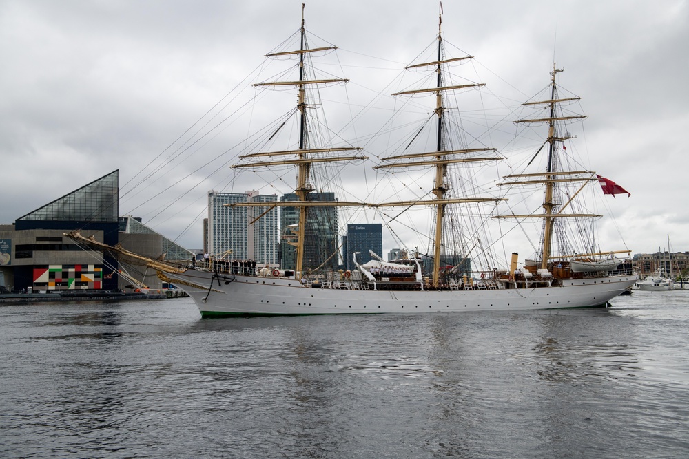 Danish Ship Danmark Arrives Maryland Fleet Week and Flyover