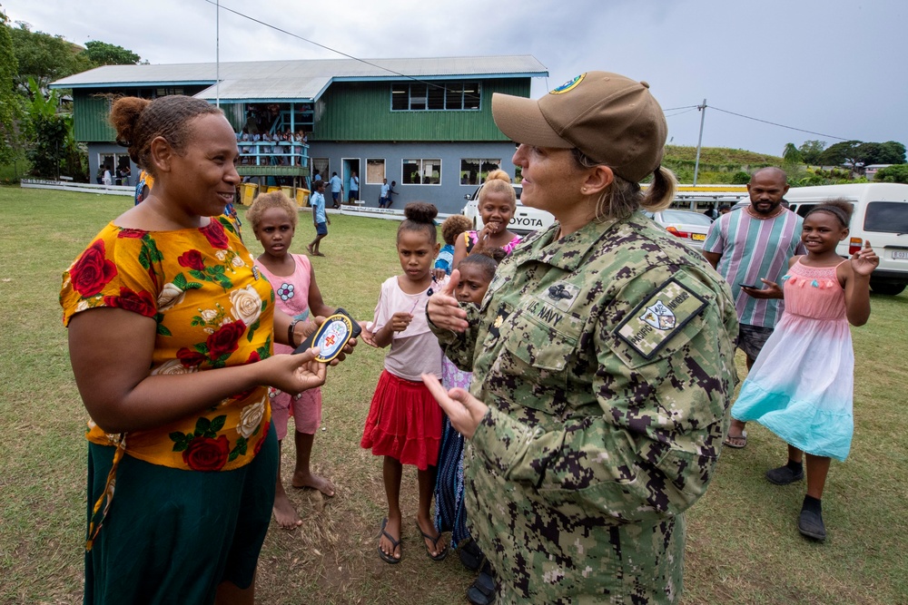 Pacific Partnership 2022 Medical and Dental Professionals visit Naha SDA Primary School