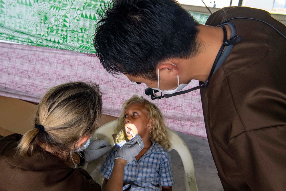 Pacific Partnership 2022 dental professionals conduct dental services at Maranatha Hall