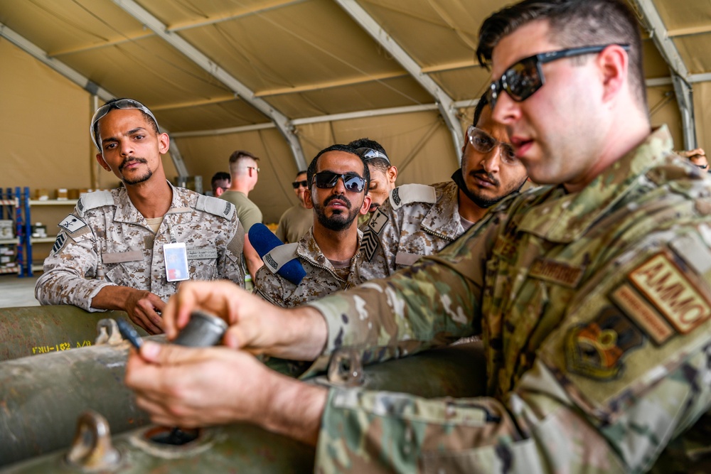 Integrated Bomb Build