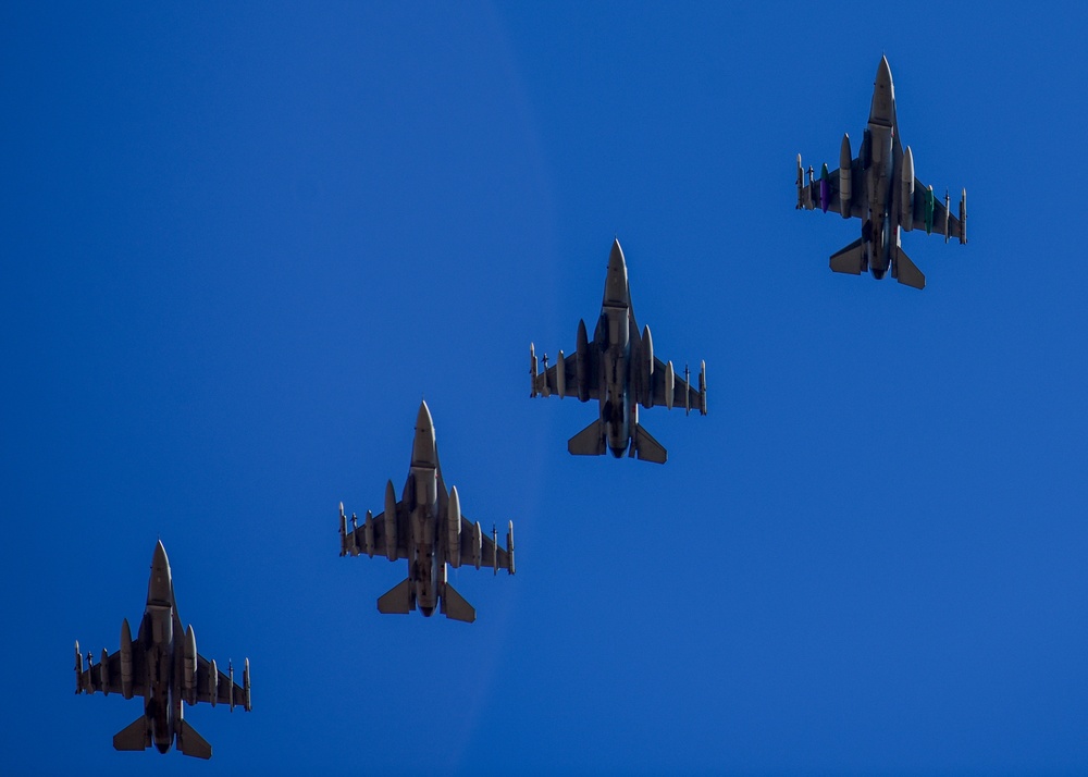 DVIDS - Images - 31st Fighter Wing arrives in RAF Lakenheath for Cobra ...