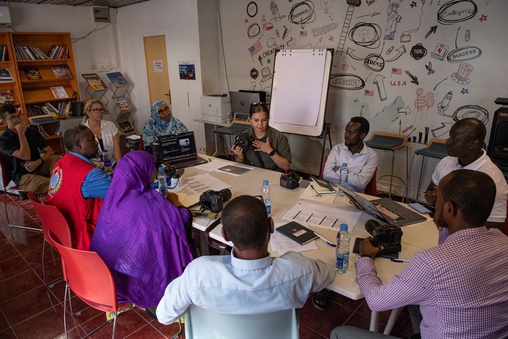 Djibouti, U.S. media members exchange knowledge