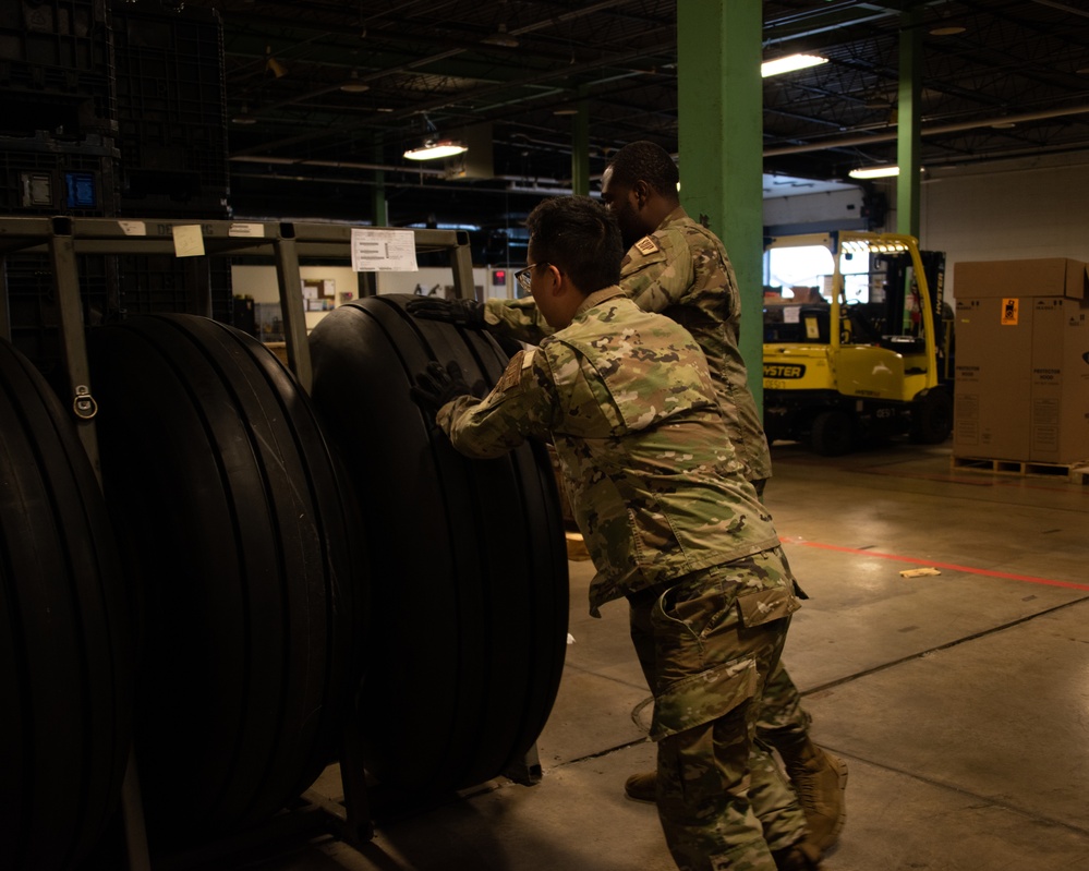 Airman Replace Non Serviceable C-130 Tires