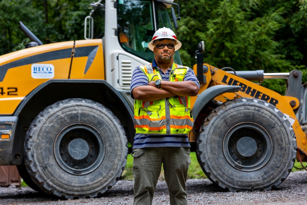 Pittsburgh District’s construction projects bring diversity of demand for Neville Island engineering team