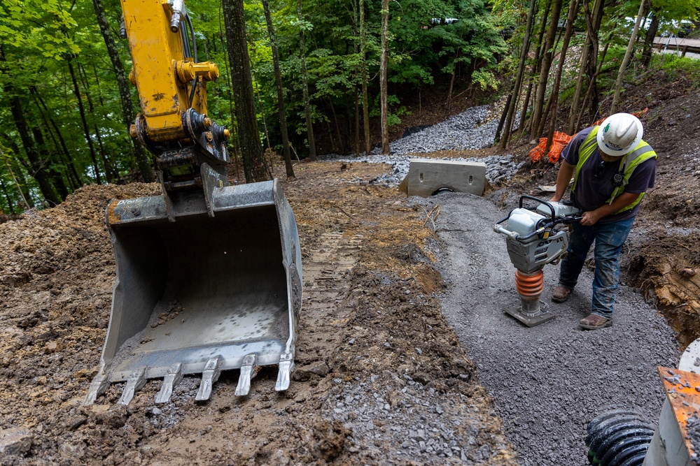 Pittsburgh District’s construction projects bring diversity of demand for Neville Island engineering team