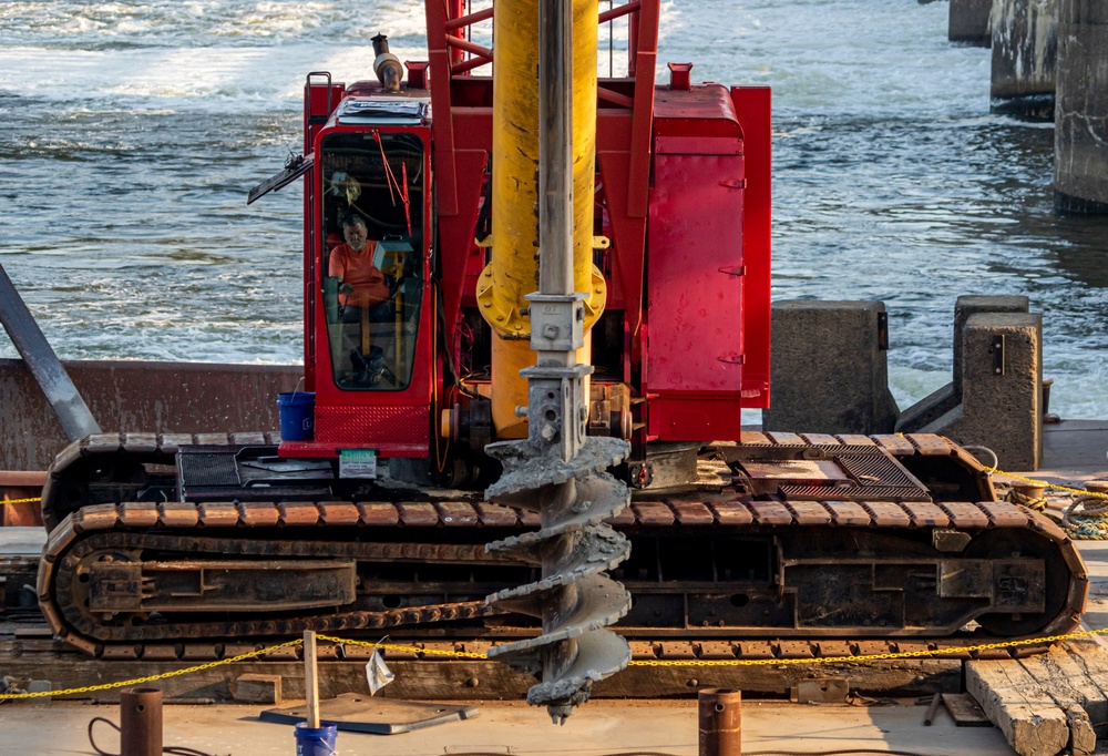 Montgomery Locks and Dam open house invites state officials, industry partners to showcase upcoming construction