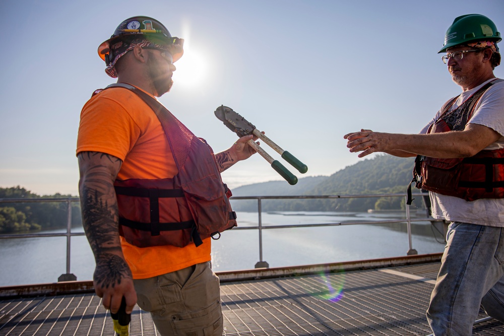 Montgomery Locks and Dam open house invites state officials, industry partners to showcase upcoming construction