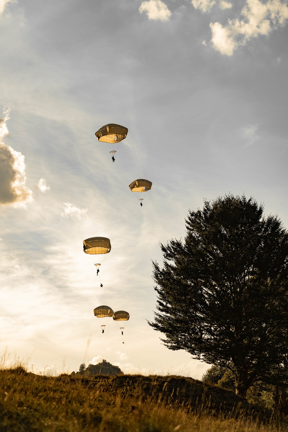 173rd Paratroopers Jump into HTA