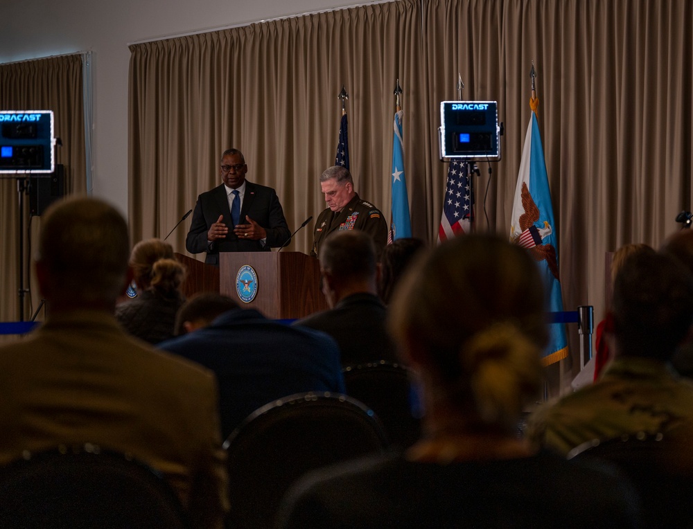 US Secretary of Defense hosts world leaders for fifth UDCG