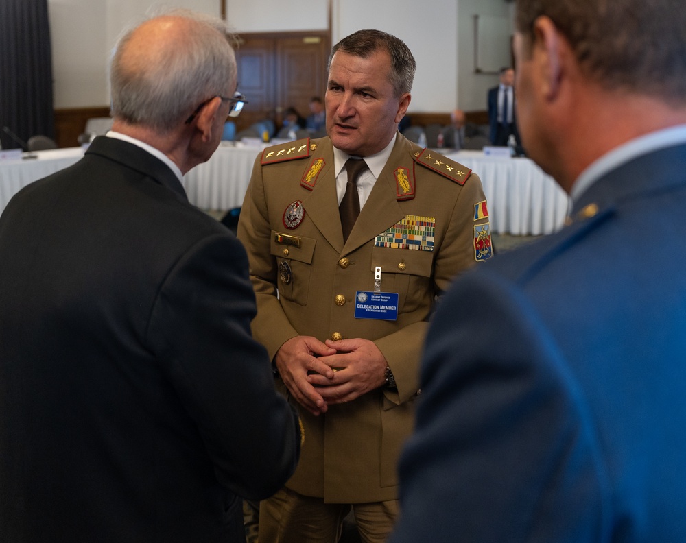 US Secretary of Defense hosts world leaders for fifth UDCG