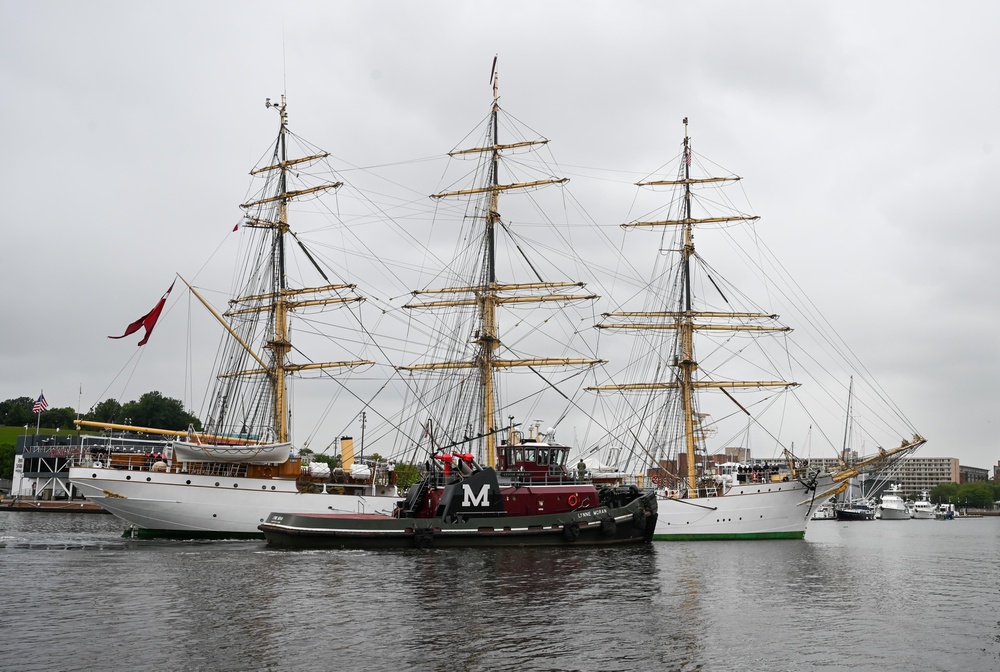 Royal Danish Navy Training Ship Denmark Arrives in Baltimore for Maryland Fleetweek 2022