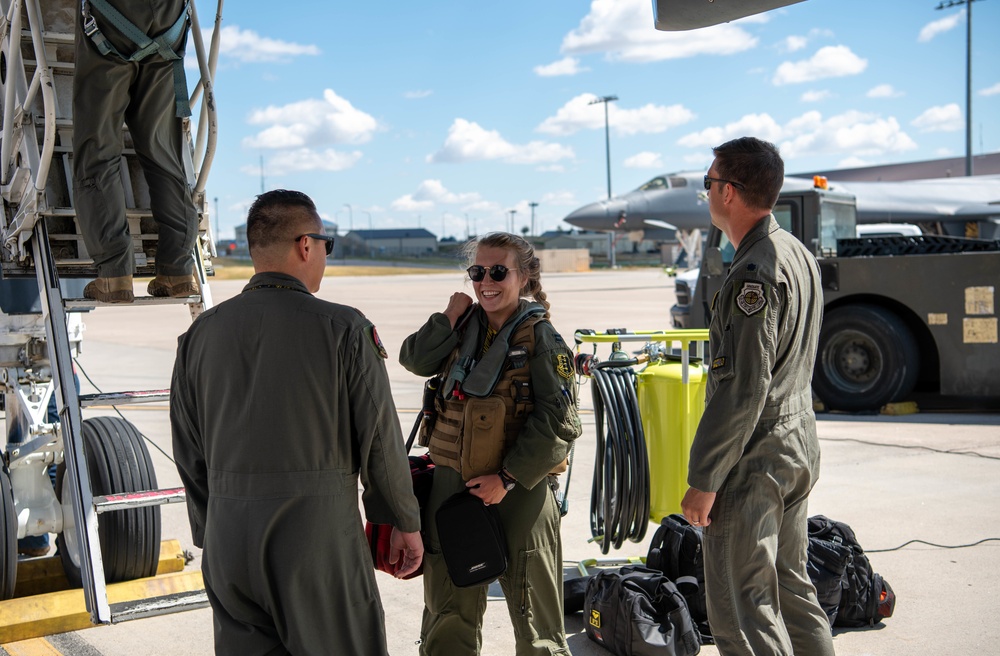 DVIDS - Images - B-1B Lancers From Ellsworth Participate In Long ...