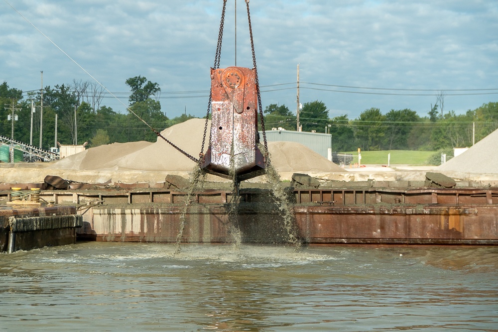 Fairport Harbor Dredging