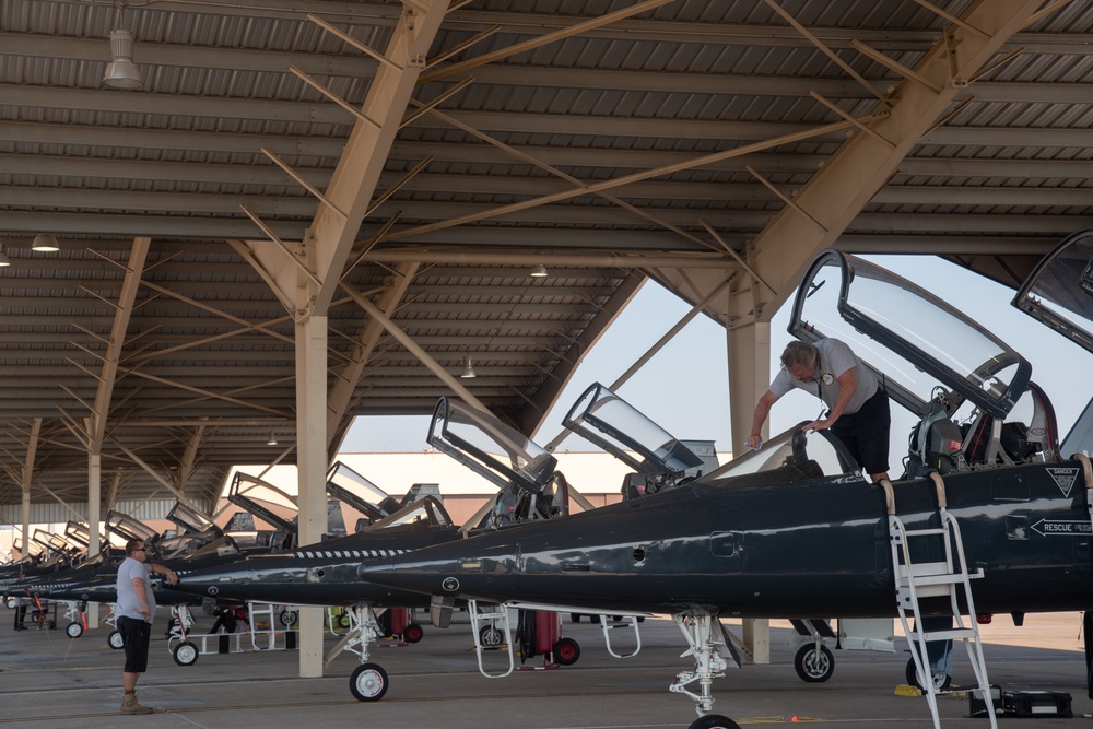 Whiteman AFB T-38 Maintainers