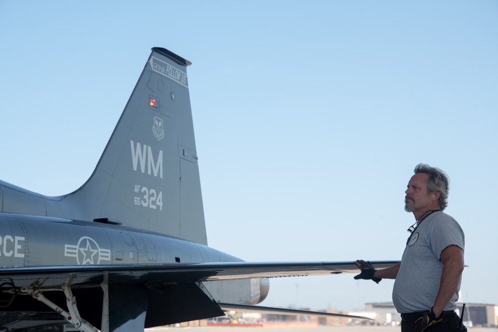 Whiteman AFB T-38 Maintainers