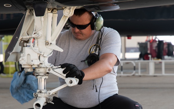 Whiteman AFB T-38 Maintainers