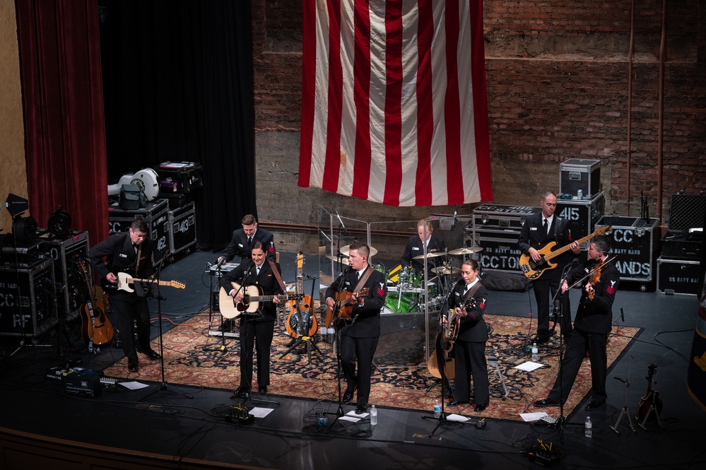 Navy Band Country Current performs in Marion, Va.