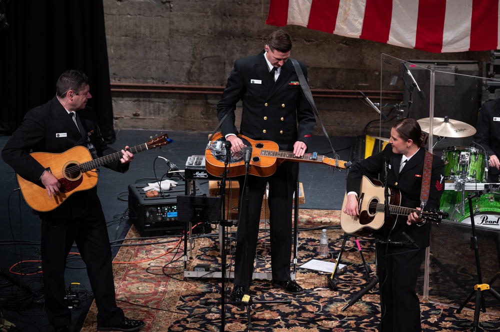 Navy Band Country Current performs in Marion, Va.