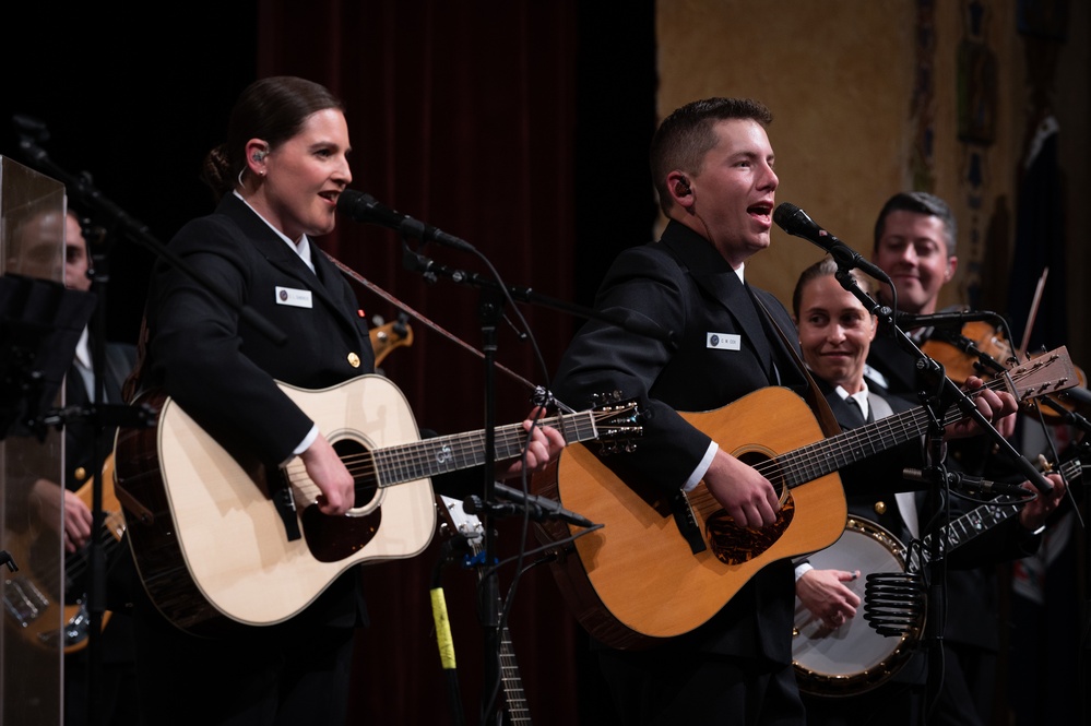 Navy Band Country Current performs in Marion, Va.