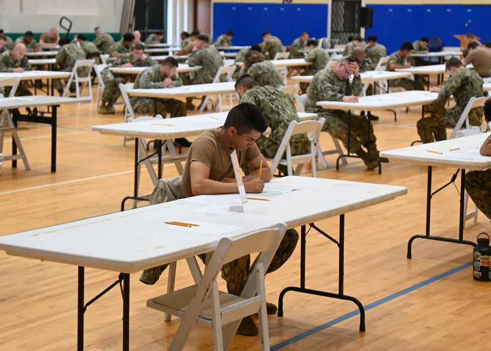 Sailors Participate In Navy Wide E-5 Advancement Exam