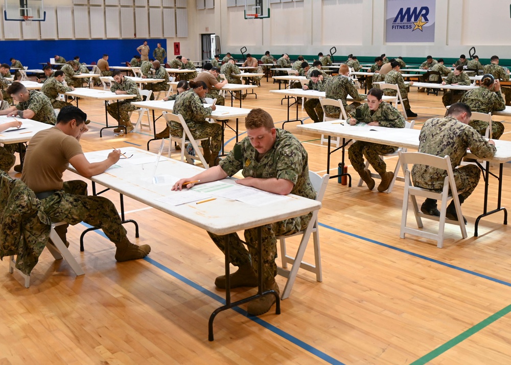 Sailors Participate In Navy Wide E-5 Advancement Exam