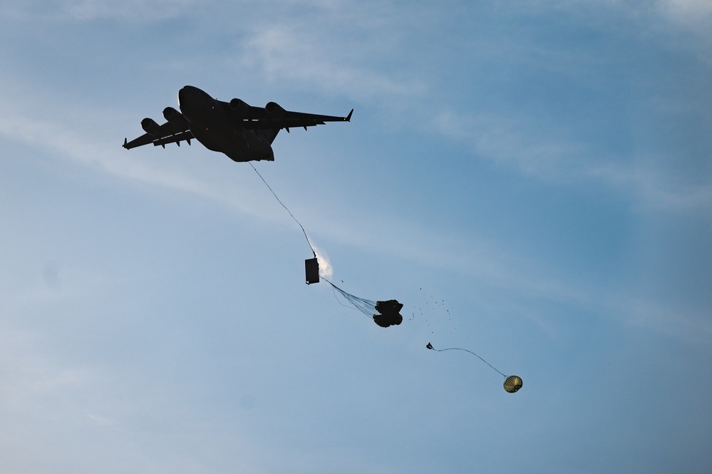 M119 Howitzer Dropped by 173rd Airborne Brigade During Airborne Operation