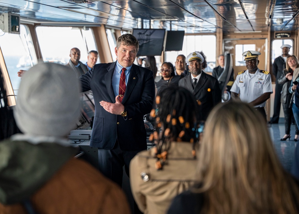 USS Hershel “Woody” Williams arrives in Namibia