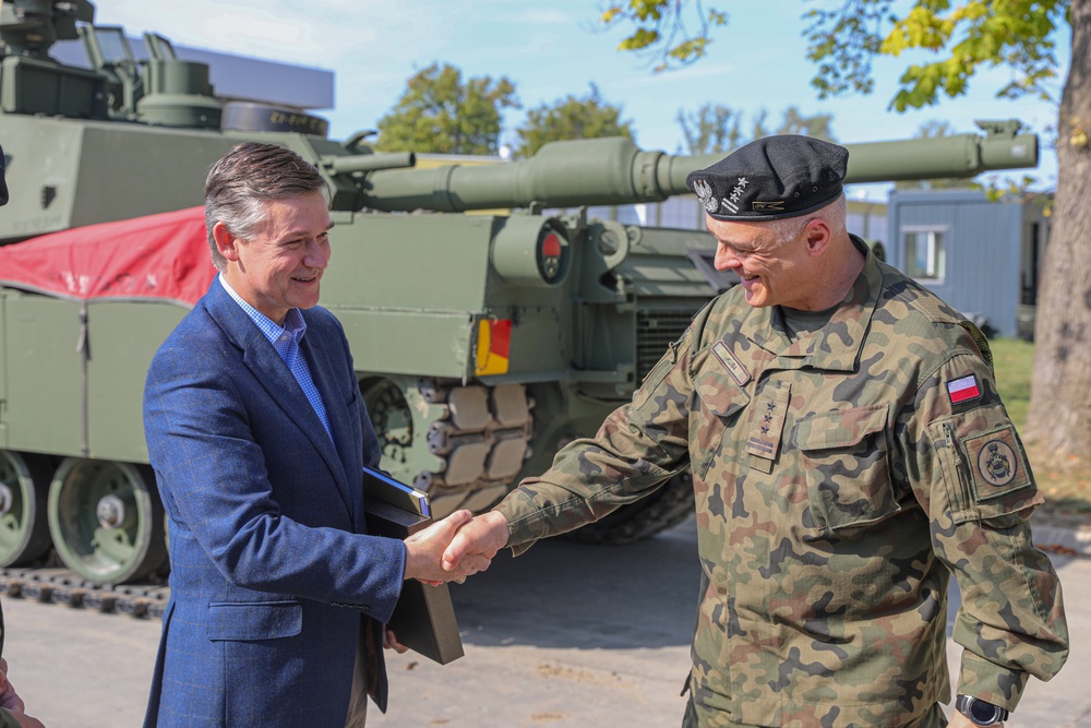 Assistant Secretary of the Army Visits Polish Tank Academy