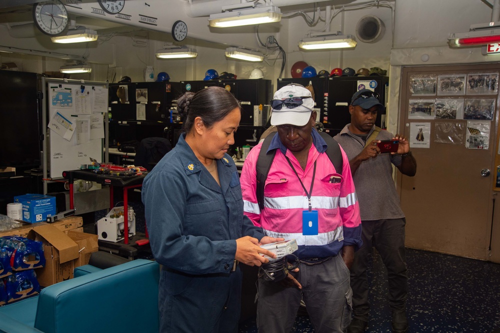 Pacific Partnership 2022 conducts biomedical tour aboard USNS Mercy