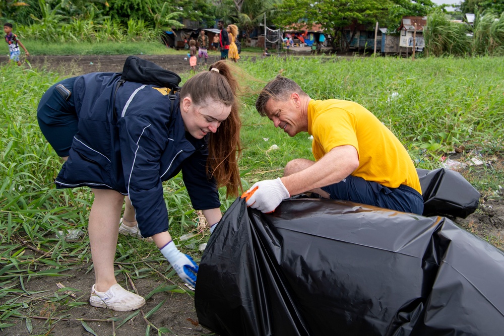 Pacific Partnership 2022 participates in beach clean-up at Mataniko River Mouth