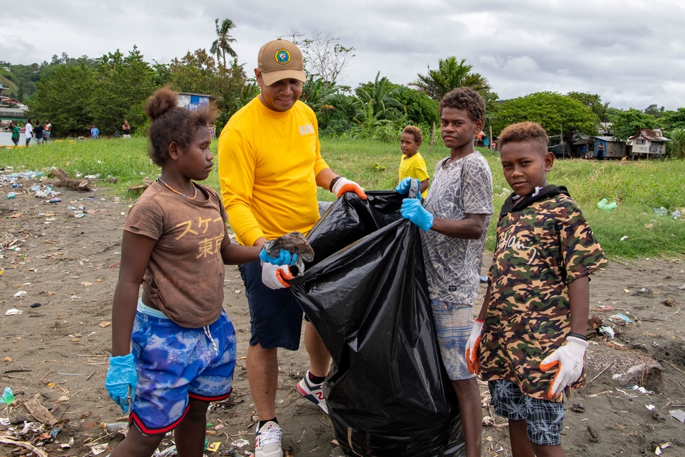 Pacific Partnership 2022 participates in beach clean-up at Mataniko River Mouth