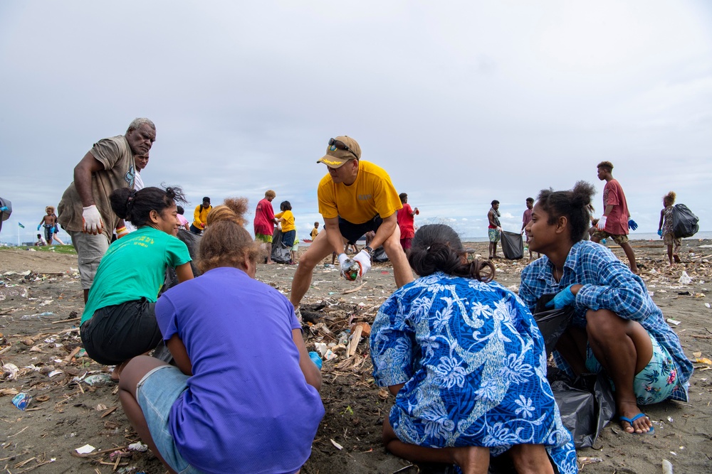 Pacific Partnership 2022 participates in beach clean-up at Mataniko River Mouth