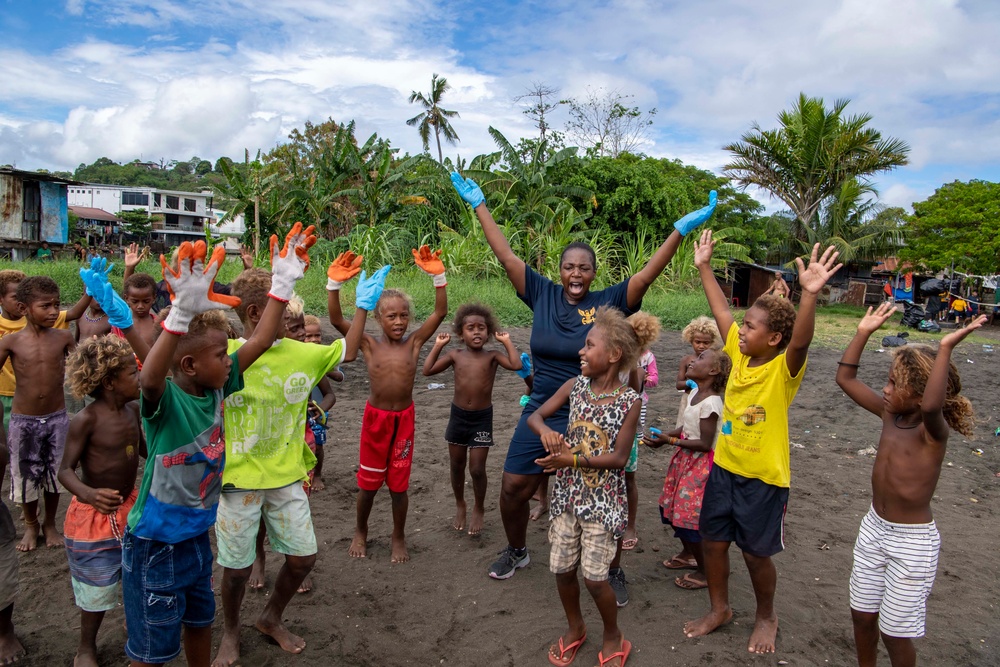 Pacific Partnership 2022 participates in beach clean-up at Mataniko River Mouth