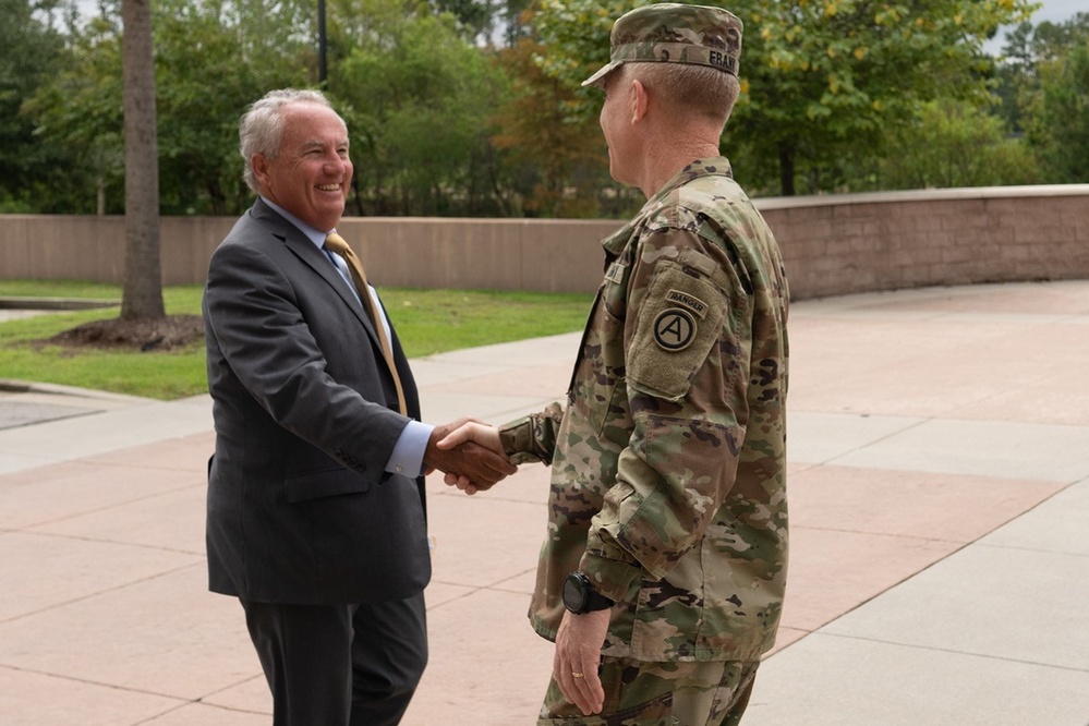 U.S. Army Central welcomes state leaders