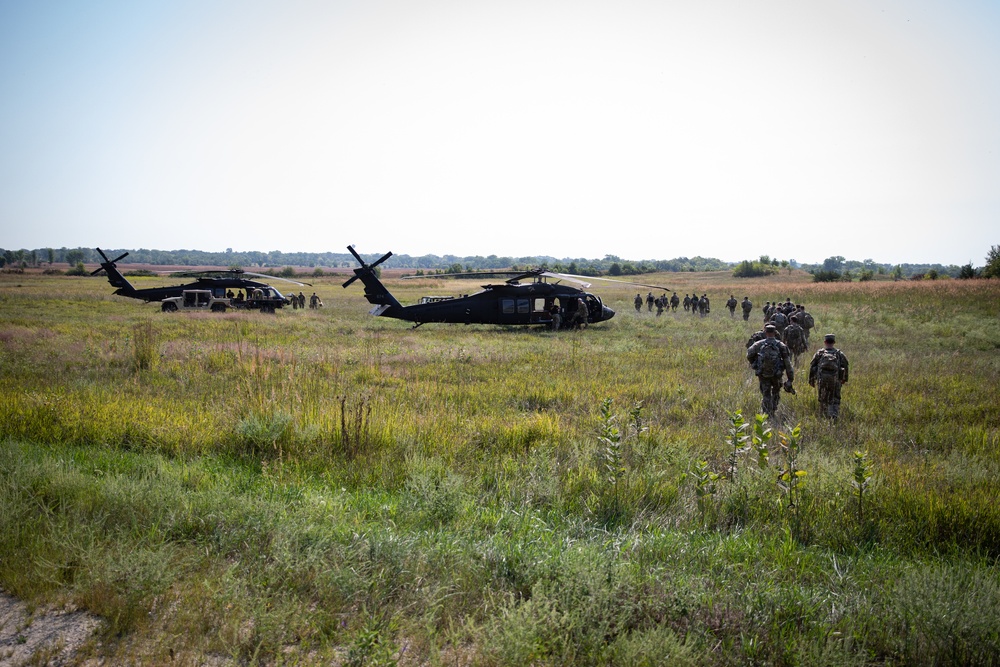 U.S. Army Pathfinder course finds its way to Camp Dodge, Iowa